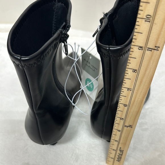 A New Day Black Heeled Boots with Sleek Design - Picture 11 of 11
